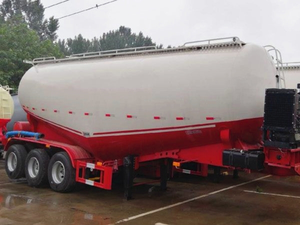 Bulk Material Semi-Trailers